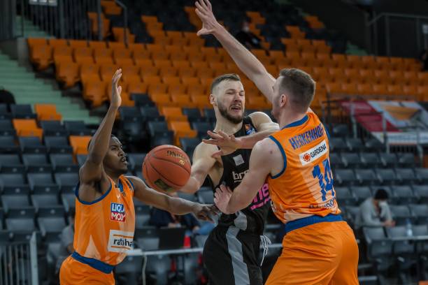 中扮演重要 中扮演重要