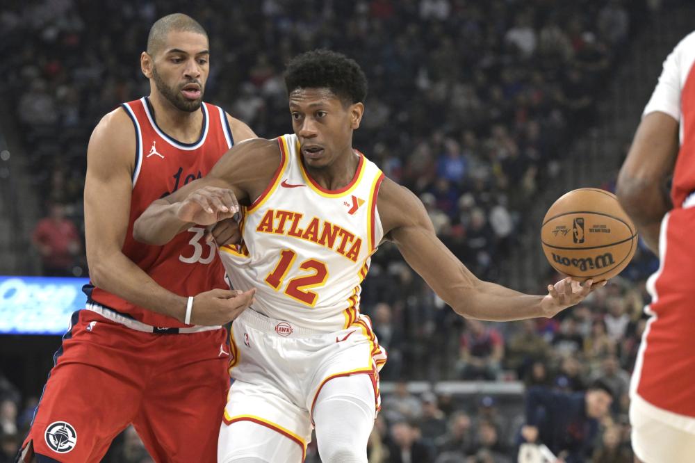 体育巴黎奥运会：张雨霏女子100米蝶泳收获一枚铜牌