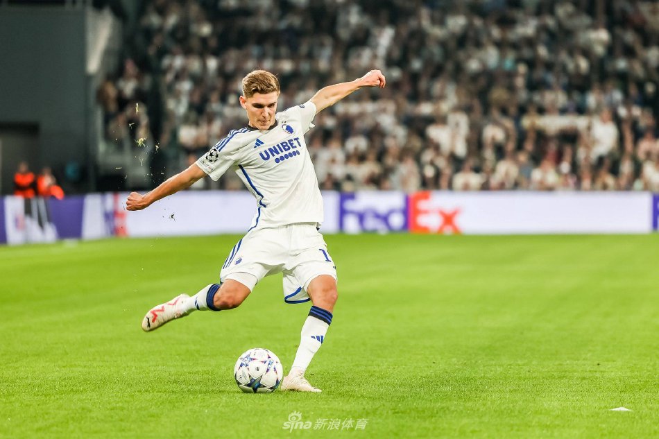 体育西甲拉开战幕 瓦伦西亚1-0战胜赫塔费